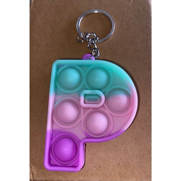 ☀️3/$12☀️ Letter “P” Bubble Pop Fidget Toy Keychain - Picture 1 of 3